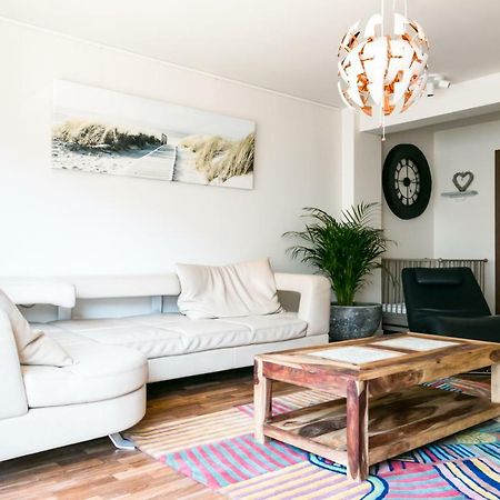 Sharp-Vacations Apartment Вендуин Екстериор снимка